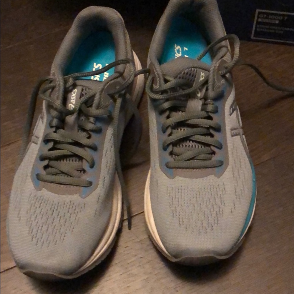 ASICS GT-1000 7